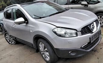 NISSAN Qashqai 2.0 2013 predám KAPOTA, NÁRAZNÍK PREDNÝ, SVET