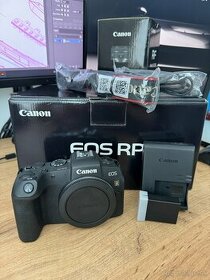 Canon EOS RP + Canon RF 16mm f/2.8 STM