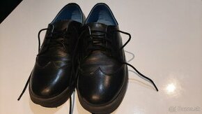 Topánky čierne