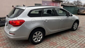 Opel Astra J