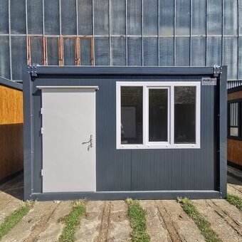 Obytný kontajner PMP-K o rozměru 2,4 x 4 m