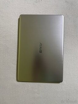 ASUS Vivobook S15