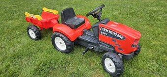 Slapaci traktor s vleckou