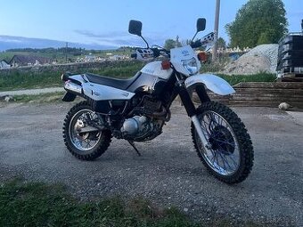 YAMAHA XT 600 3tb El.štarter
