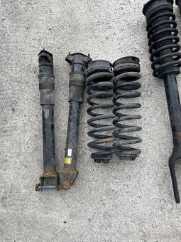 Mercedes w164 ml pružiny tlmiče komplekt