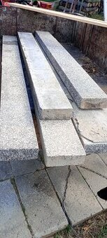 Darujem Betónové obrubníky