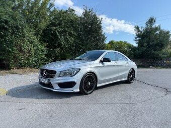 Mercedes CLA220 AMG packet