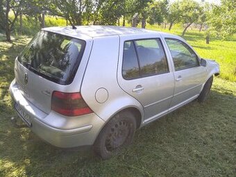 VW Golf 4 4X4 Tdi 96kW v koži