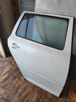 Škoda Octavia 2 combi Pravé zadne dvere