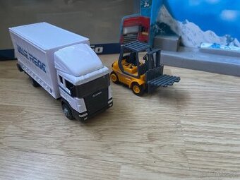 Súprava nákladné auto + vysokozdvižný vozík – bez batérií