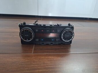 Mercedes ovládací panel klimatizacie