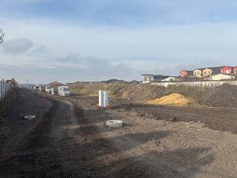 Stavebné pozemky v Malackách s IS a prístupovou cestou.