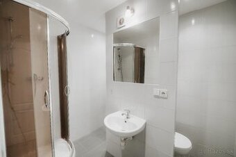 Ponúkame na PRENÁJOM 1 izbový byt na ulici Komenského 16