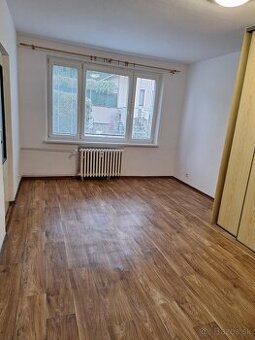 Predám 1 izbový byt na Podborovej