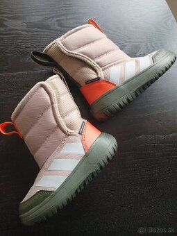 Detské snehule Adidas veľkosť 26