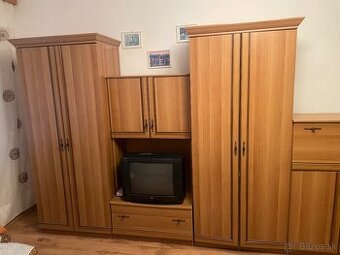 Predám kvalitnú obývaciu stenu