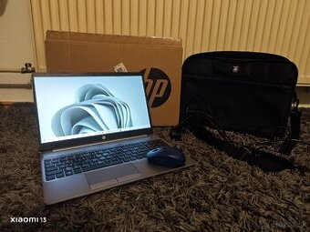 HP 250 G8 – TOP stav