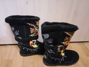 Dámske Semišové Zateplené čížmy zn.ED HARDY č.37 - 25 Eur