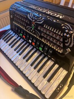 Predam Akordeon Moreschi 96bass