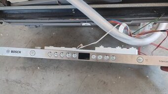 Darujem na diely SMV58L50EU