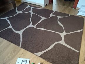 Predám tento pekný koberec