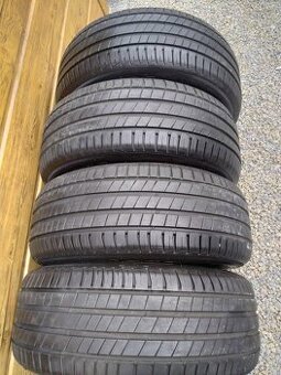235/55 R 17 103 W XL letné + nové alu AUDI.