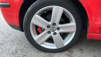 Elektróny s novými pneu Pirelli 205/45 R16 5x100