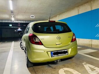 Opel Corsa 1.2 benzín