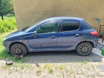 Rozpredám peugeot 206 1.4 hdi