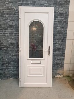 Plastove dvere č 398. 88x207cm Ľ
