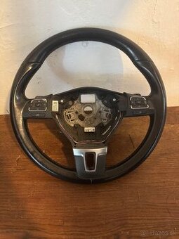 Volant s F1 radením Passat CC