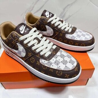 Nike Air Force x Louis Vuitton Hnedé
