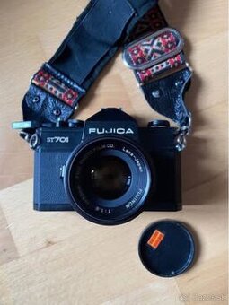 Fotoaparát Fujica ST701 s objektívom Fujinon 55 mm f/1.8