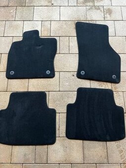 VW Passat B8 - textilné koberce