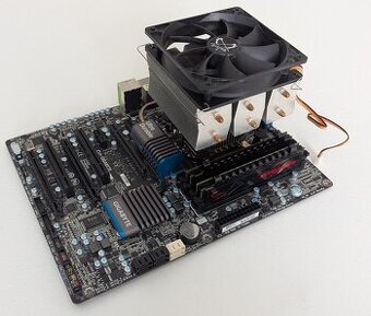 Gigabyte GA-P67A-UD5-B3 + i7 2600K + 16GB DDR3