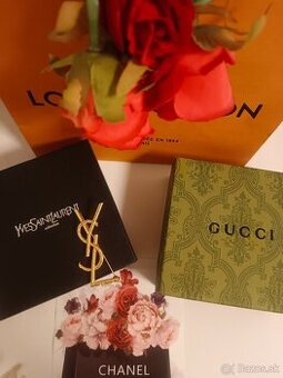 Luxusná brošňa ysl