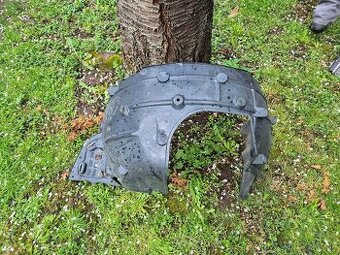 Honda Civic X original pravy predny podblatnik