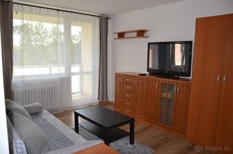 Prenájom 1 izbového bytu - 1