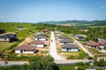 Na predaj rodinný dom v cene bytu s pozemkom, Mirkovce - 1