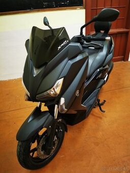 Predám pekný zachovalý skúter Yamaha X Max 125cm3
