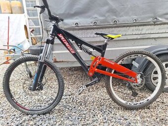 Celoodpruženy bicykel