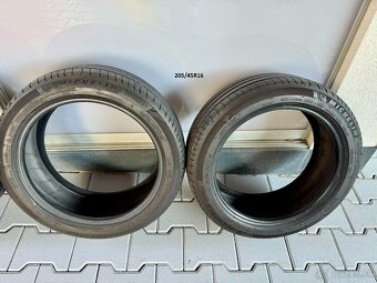 Letné pneu. Michelin 205/45R16