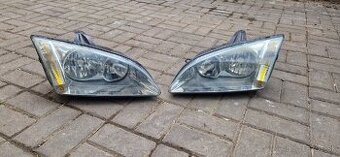 svetlo Ford Focus
