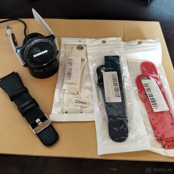 Samsung Gear S3 Smart watch+náramky - 1