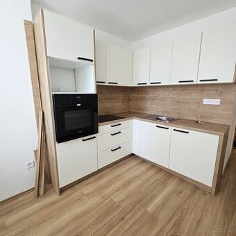 Velky 40m2 1byt na predaj