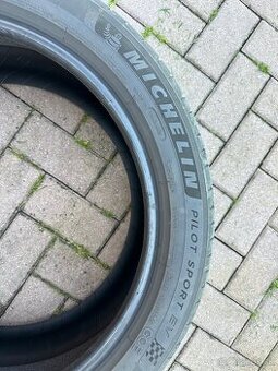 Michelin 255/45 R20 Pilot Sport