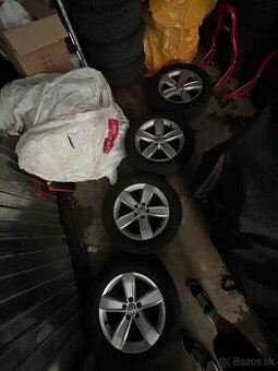 Volkswagen 5x112 r17 225/60