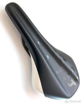 sedlo Fizik Antares VS Braided Carbon