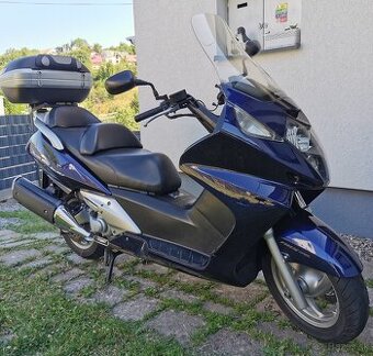 Honda Silver Wing 600