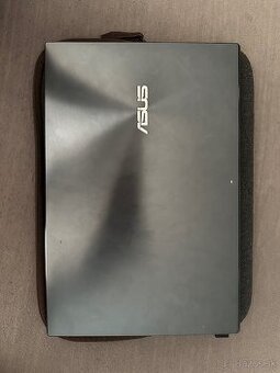 ASUS ZenBook – i7, 16GB RAM, 512GB SSD – problém s klávesmi
